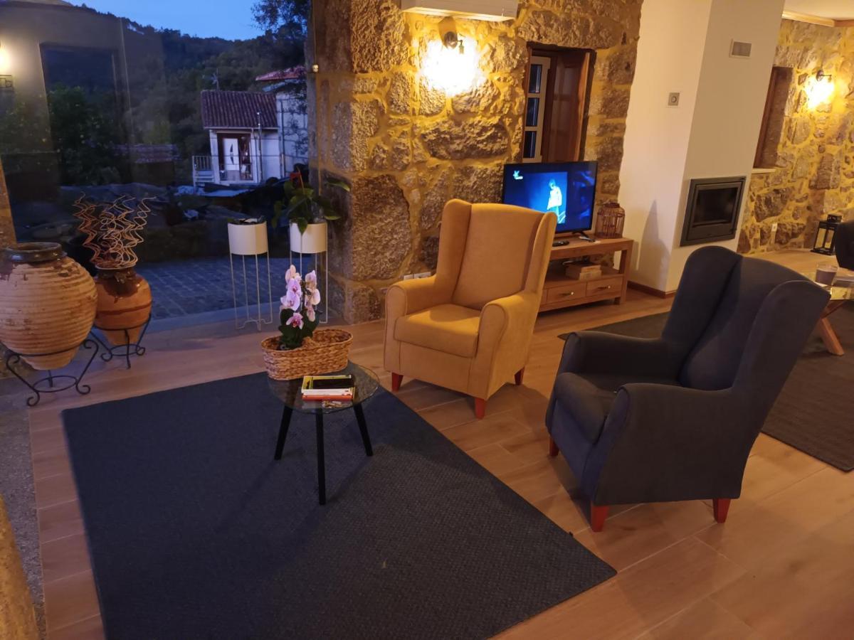הוילה Paranhos  Casa De Ferrapilhe מראה חיצוני תמונה